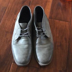 Dress shoes